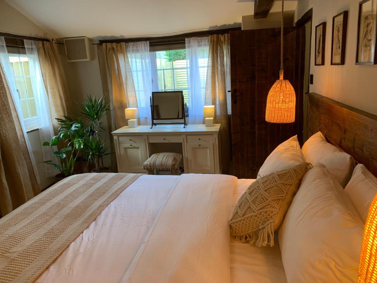 Dovecote Cotswold Apartment *